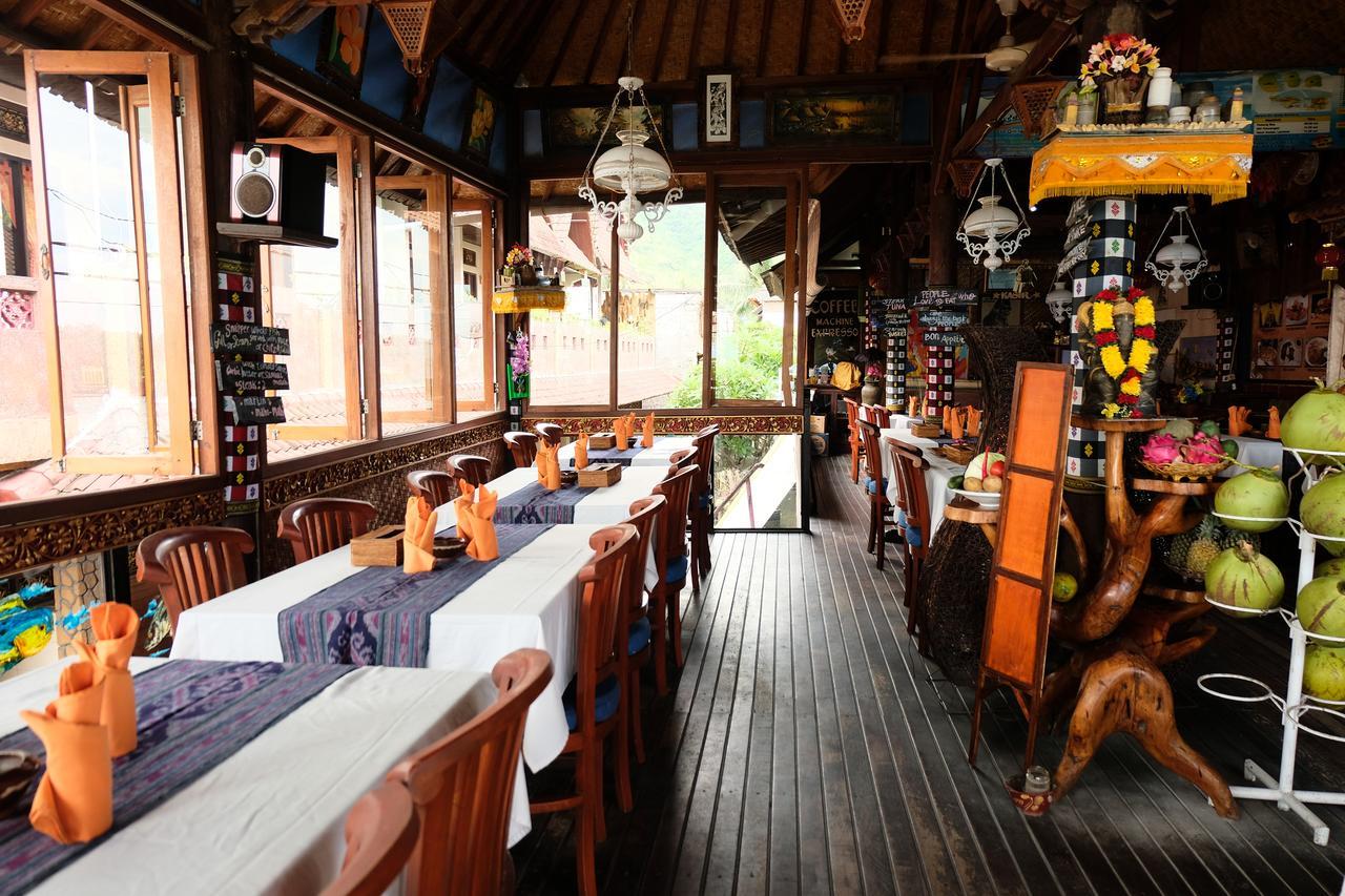 Kerti Beach Bungalow And Restaurant Padangbai  Exterior foto